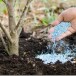 Как использовать минеральные удобрения