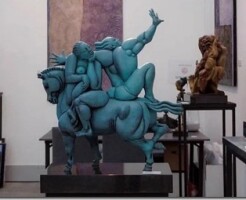 Как правильно разместить скульптуры в интерьере или пространстве