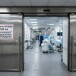 Оптимальная ширина дверей в операционную для беспрепятственного перемещения хирургического оборудования
